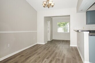 5146 Old Ashwood Dr in Sarasota, FL - Building Photo - Building Photo