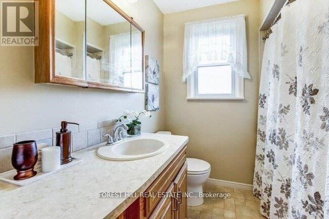 91 Cummer Ave in Toronto, ON - Building Photo - Building Photo