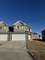 166 W Olson Ave in Lincoln, NE - Building Photo