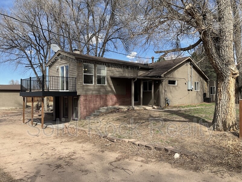 212 Karr Rd in Colorado Springs, CO - Building Photo