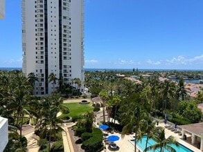 21055 Yacht Club Dr in Aventura, FL - Building Photo - Building Photo