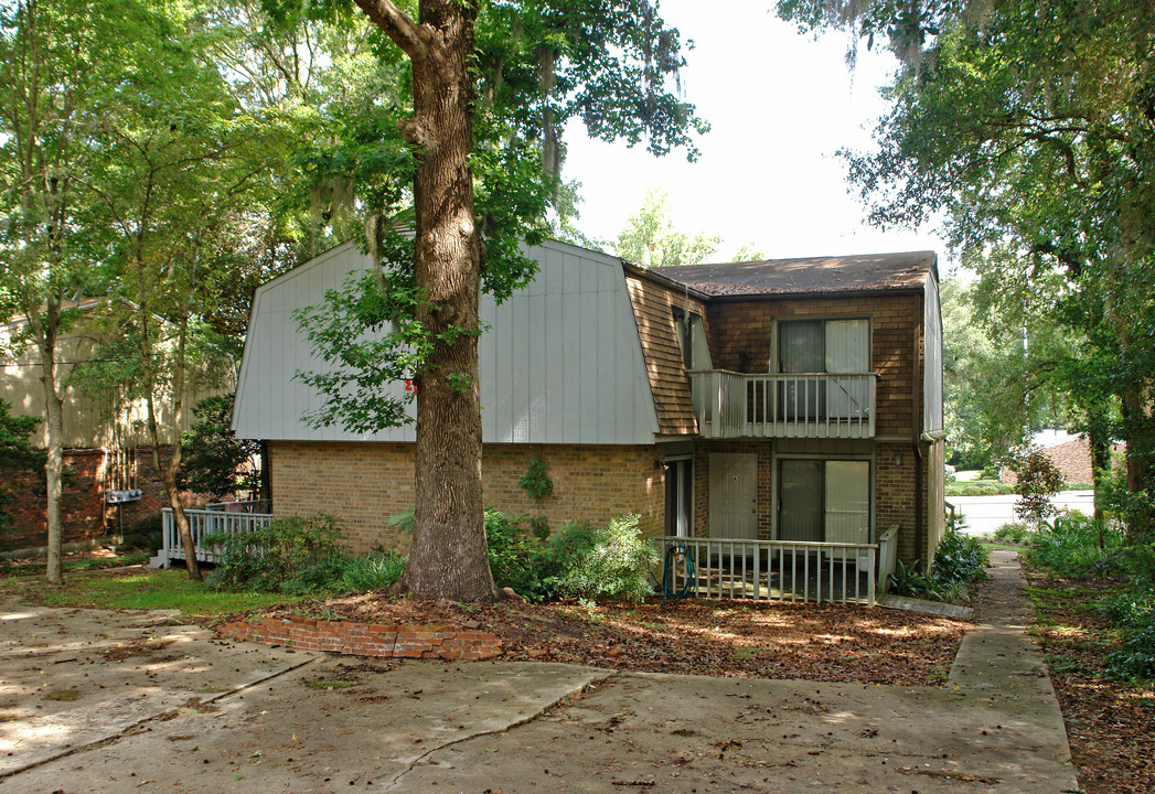 2156 Claremont Ln in Tallahassee, FL - Building Photo