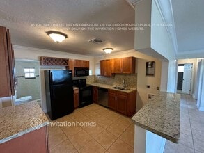 725 Caddie Pl in West Palm Beach, FL - Building Photo - Building Photo