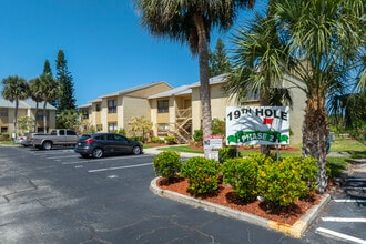 The Nineteenth Hole Condominiums in Melbourne, FL - Foto de edificio - Building Photo