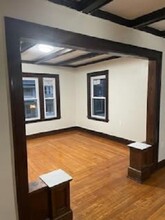 28 Morgan St, Unit 2ND FLOOR in Meriden, CT - Building Photo - Building Photo
