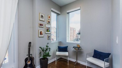 1345 W Huron St in Chicago, IL - Building Photo - Building Photo
