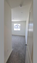 7000 Lone Sycamore St in Roseville, CA - Building Photo - Building Photo