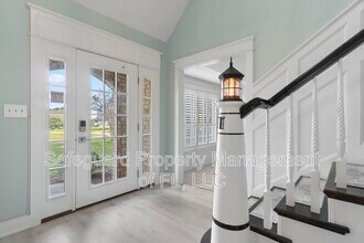 3893 Paradise Bay Dr in Gulf Breeze, FL - Building Photo - Building Photo