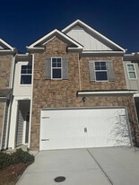 Room in Townhome on Poppy Ct in Buford, GA - Building Photo
