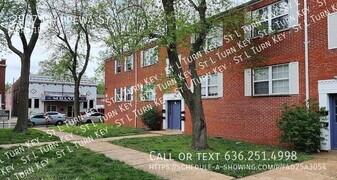 2907 Chippewa St in St. Louis, MO - Building Photo