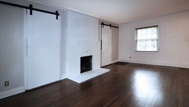 4943 State Line Rd in Kansas City, MO - Building Photo - Building Photo