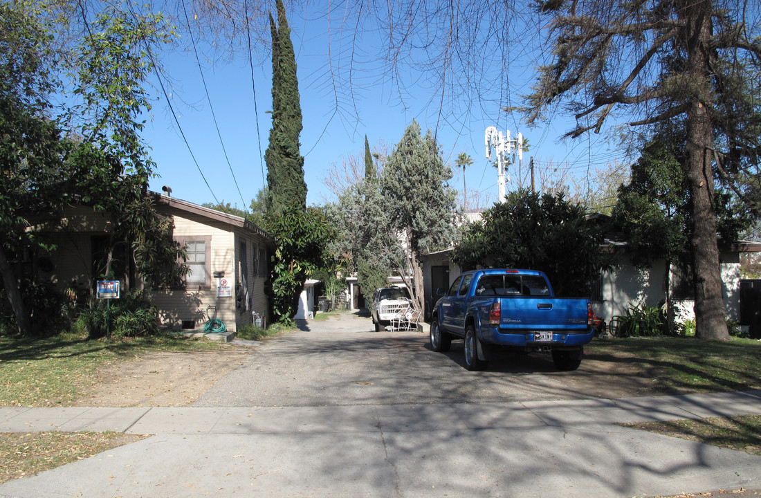 117 W Norwood Pl in San Gabriel, CA - Building Photo