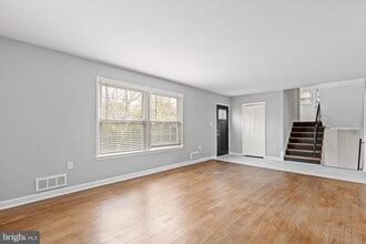 6217 Stoneham Rd in Bethesda, MD - Building Photo - Building Photo