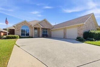 1505 Elika Ct in Lewisville, TX - Building Photo - Building Photo