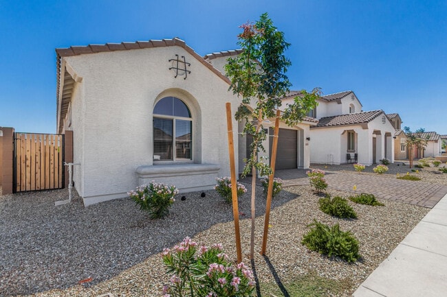 14807 W Soft Wind Dr in Sun City West, AZ - Building Photo - Building Photo