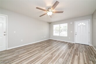 4816 Pompano Rd in Venice, FL - Building Photo - Building Photo