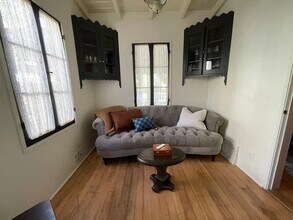 1363 Spazier Ave in Glendale, CA - Building Photo - Building Photo