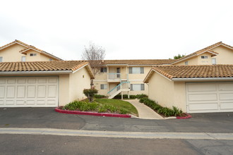 Vista Palomar in Vista, CA - Building Photo - Building Photo