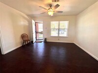 3514 Sparrow St photo'