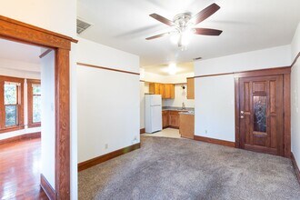 419 Cedar Ave in Long Beach, CA - Building Photo - Building Photo