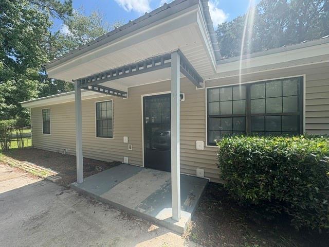 102 Grace Ct in Brunswick, GA - Building Photo