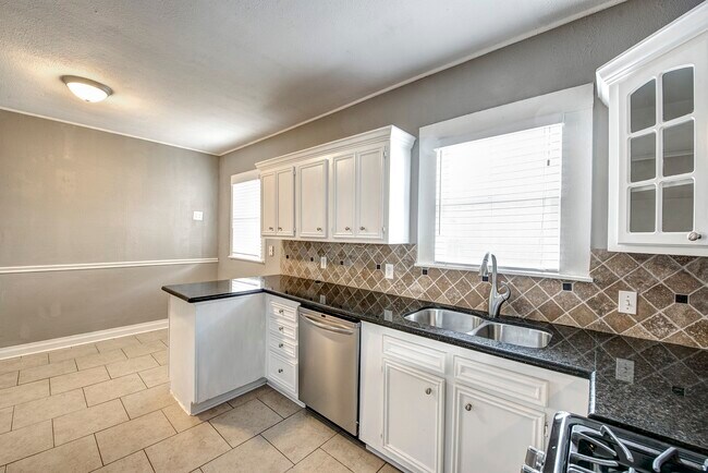 property at 1135 Woodland St