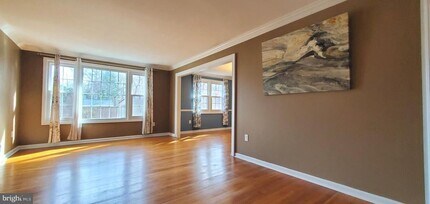 2521 Farrier Ln in Reston, VA - Building Photo - Building Photo