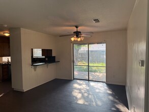5805 McCart Ave in Fort Worth, TX - Building Photo - Building Photo