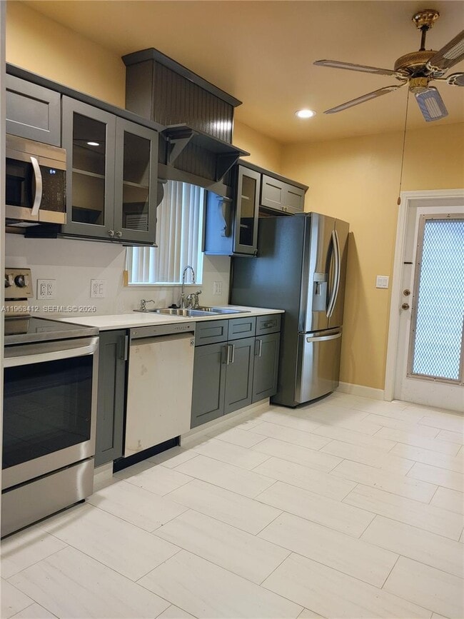 630 SW 25th Rd in Miami, FL - Building Photo - Building Photo