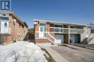 106 Winterfold Dr in Brampton, ON - Building Photo - Building Photo