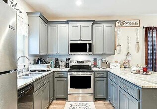 111 Tyreek Dr in Lafayette, LA - Building Photo - Building Photo