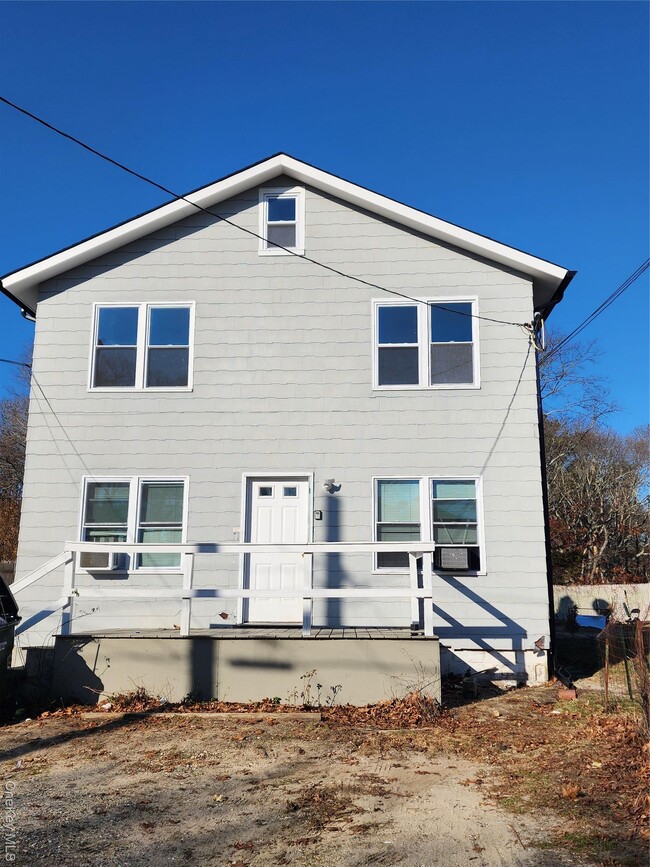 property at 184 Priscilla Ave