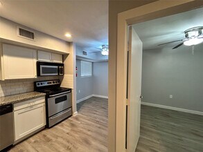 2807 Beauchamp St in Houston, TX - Building Photo - Building Photo