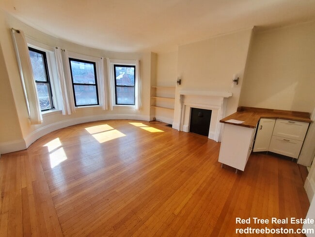 429 Marlborough St, Unit 3B