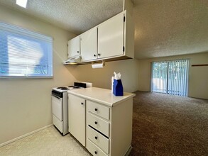 Timberline Apartments in Bellingham, WA - Building Photo - Interior Photo