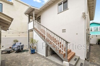 58 10th Ct-Unit -Unit A in Hermosa Beach, CA - Building Photo - Building Photo