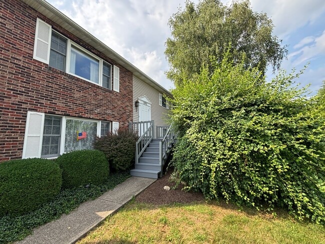 property at 1092-1094 Pohopoco Dr