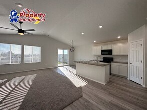 19584 Newell Wy in Caldwell, ID - Building Photo - Building Photo