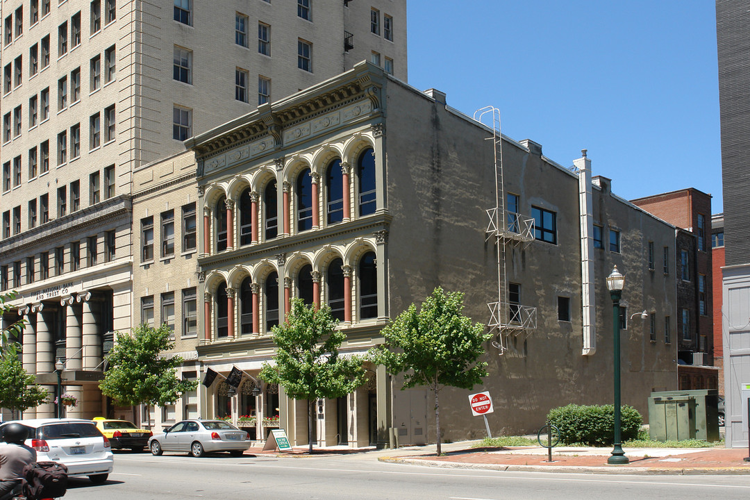 The Fayette Building in Lexington, KY - Foto de edificio