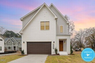 2300 Broad St in Durham, NC - Building Photo - Building Photo