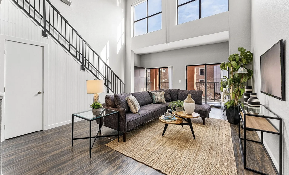 3295 Blake St, Unit 303 in Denver, CO - Building Photo