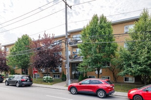 3330 Cartier Boul O in Laval, QC - Building Photo