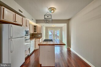 1108 Baylis St in Baltimore, MD - Building Photo - Building Photo