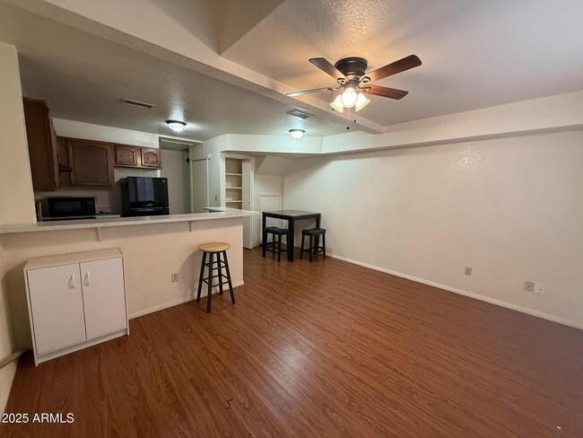 510 N Alma School Rd in Mesa, AZ - Building Photo - Building Photo