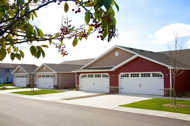 Redwood Grove City in Grove City, OH - Foto de edificio - Building Photo