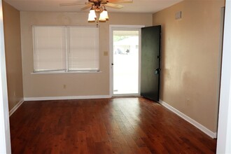 8940 Hilton Dr-Unit -3042 in Shreveport, LA - Building Photo - Building Photo