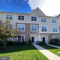 310 E Barnard St in West Chester, PA - Building Photo
