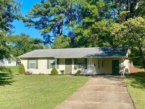 140 Fonville St in Martin, TN - Building Photo - Building Photo