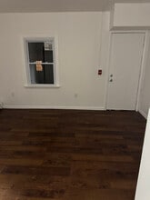 900 W Wilkes Barre St, Unit 1 in Easton, PA - Foto de edificio - Building Photo