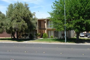 1444 E Desert Inn Rd Apartments